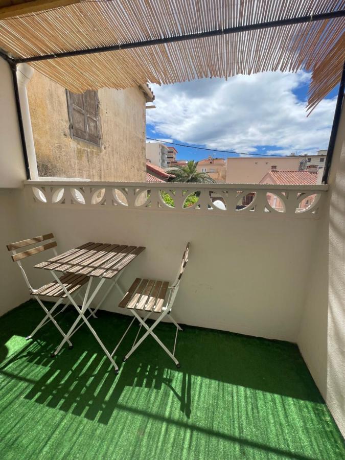 Ezz'Hotel Canet Extérieur photo